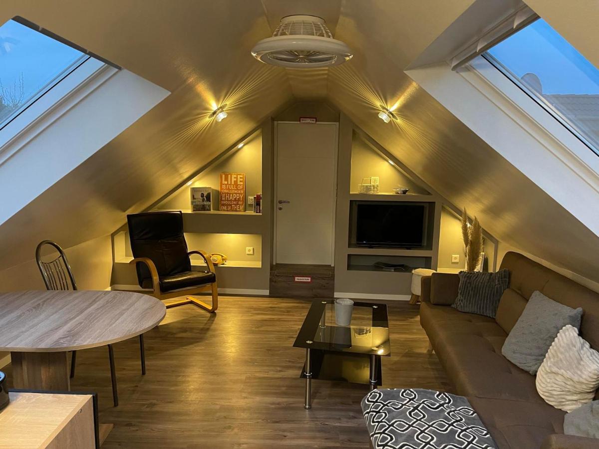 Uhses Ferienwohnung Heide  Bagian luar foto